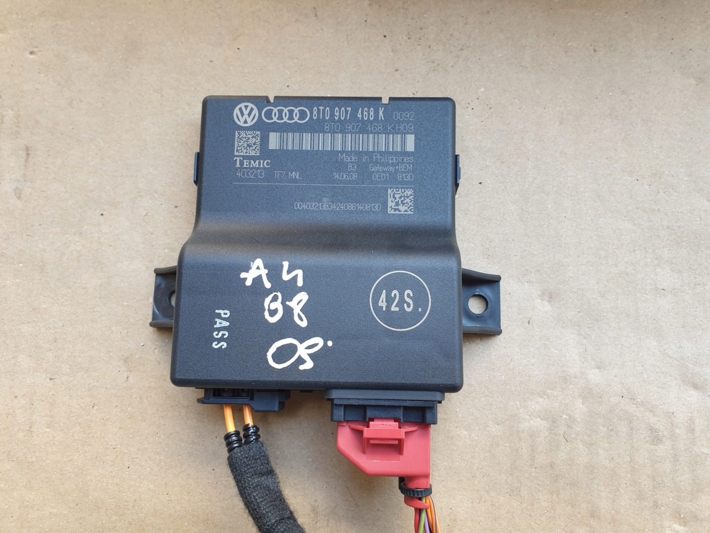 module control unit GATEWAY 8T0907468K AUDI A4 B8 A5