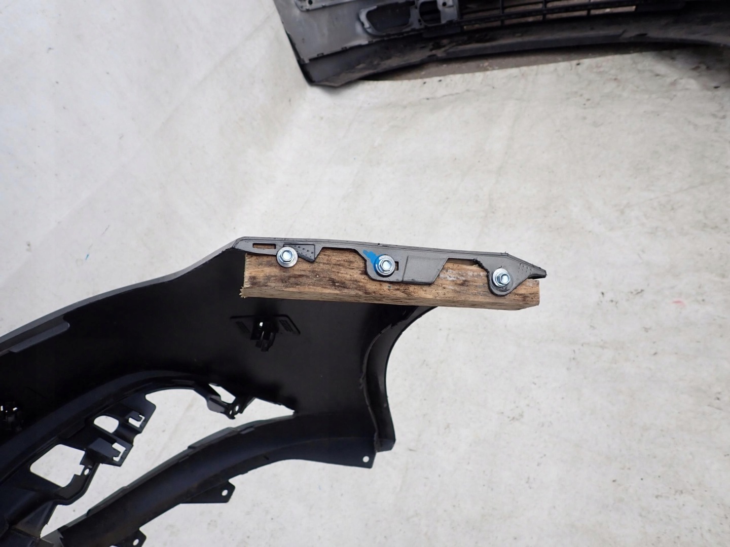 OPEL INSIGNIA B 17- bumper front front 6PDC