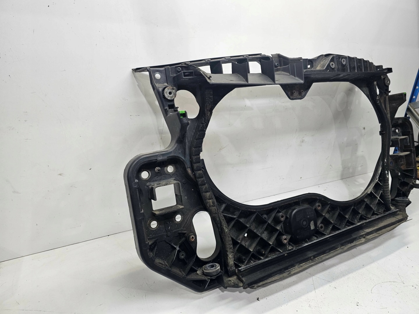 support panel for radiators unprotected AUDI A6 C6 LIFT 3.0 TFSI 4F0805594G original