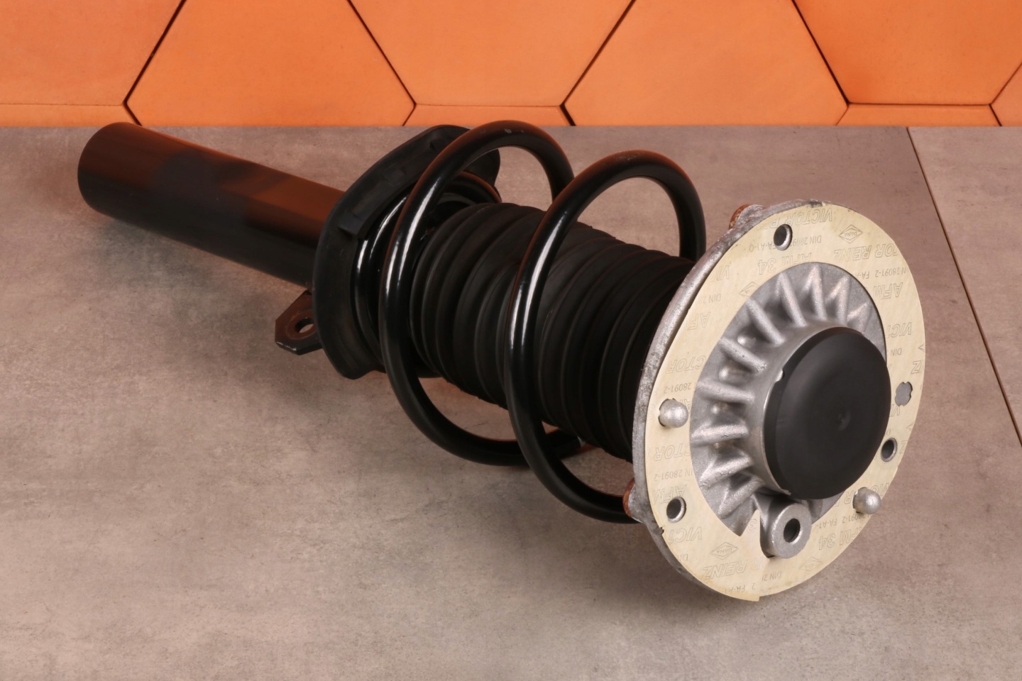 MINI F55 shock absorber left front front 2WD FWD 6852417 3368 km !!!
