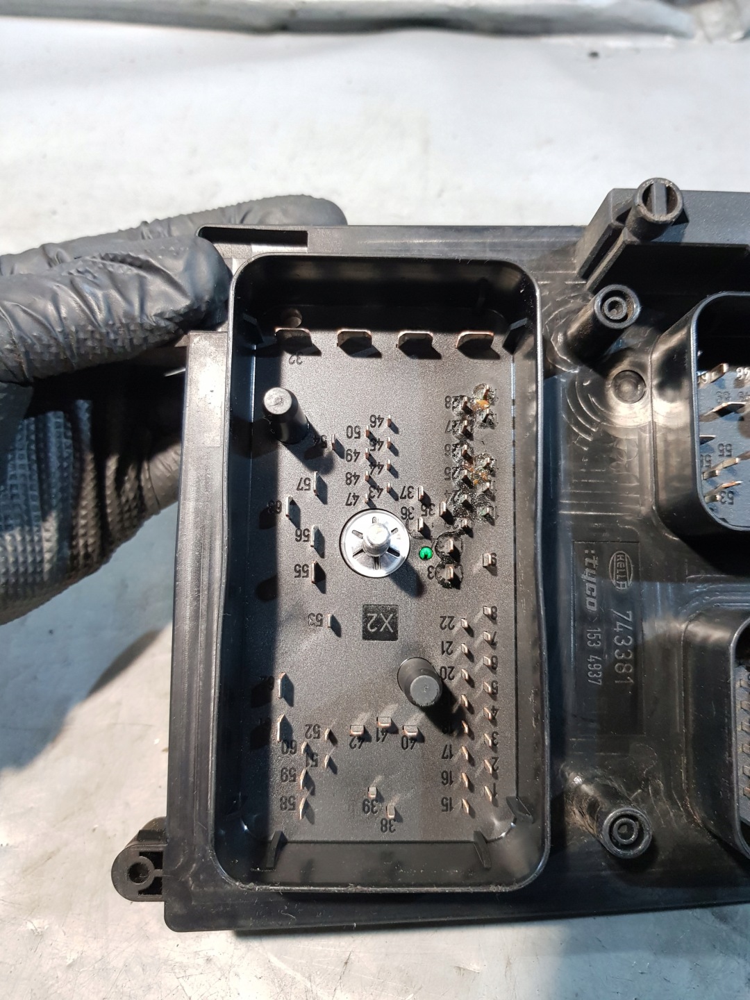 Module fusibles ASTRA H 1.6B 16V 13191127