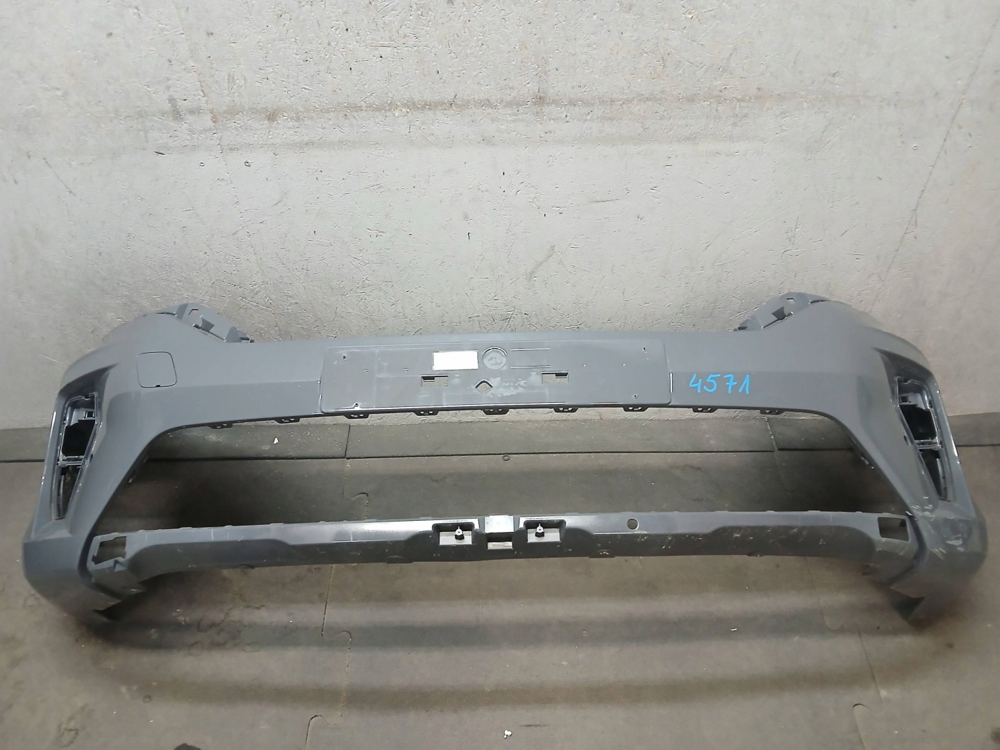 bumper front NISSAN TOWNSTAR