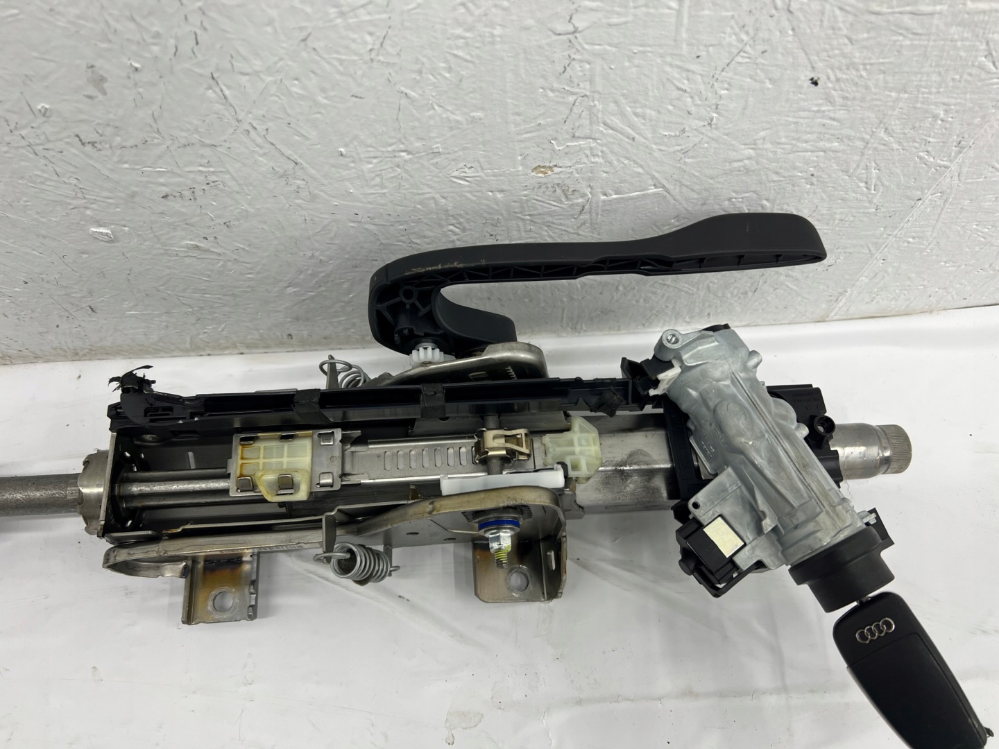 AUDI A3 8V steering wheel rod ignition key 5Q1419502AA 5Q0905865