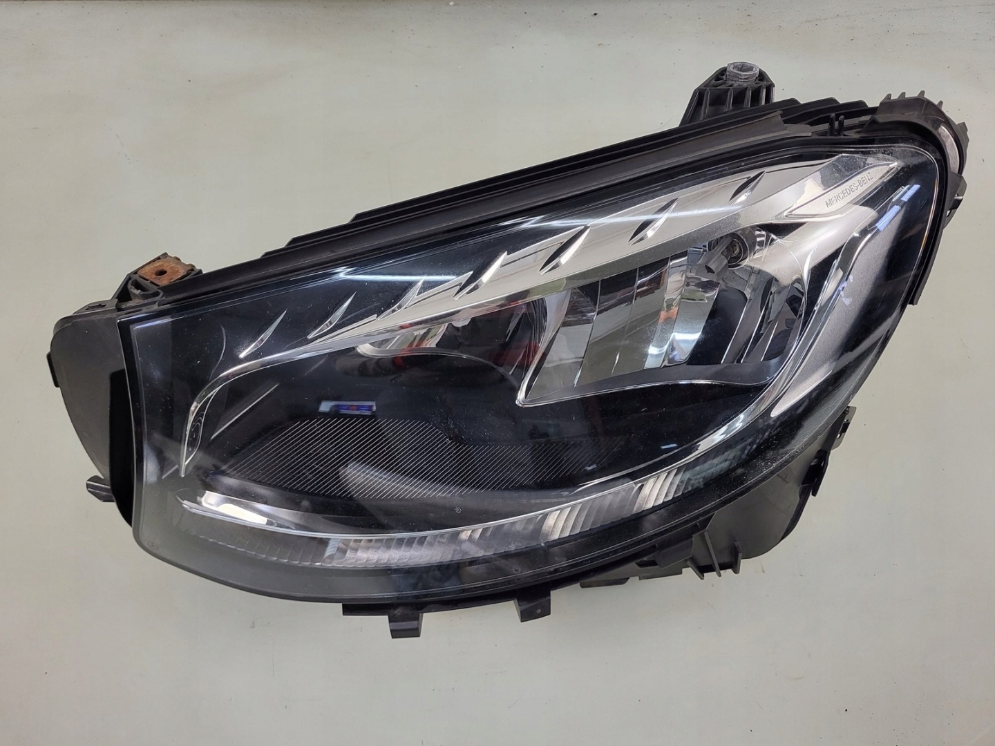 light zwykla left front left front MERCEDES GLC X253 W253 C253 uk ang
