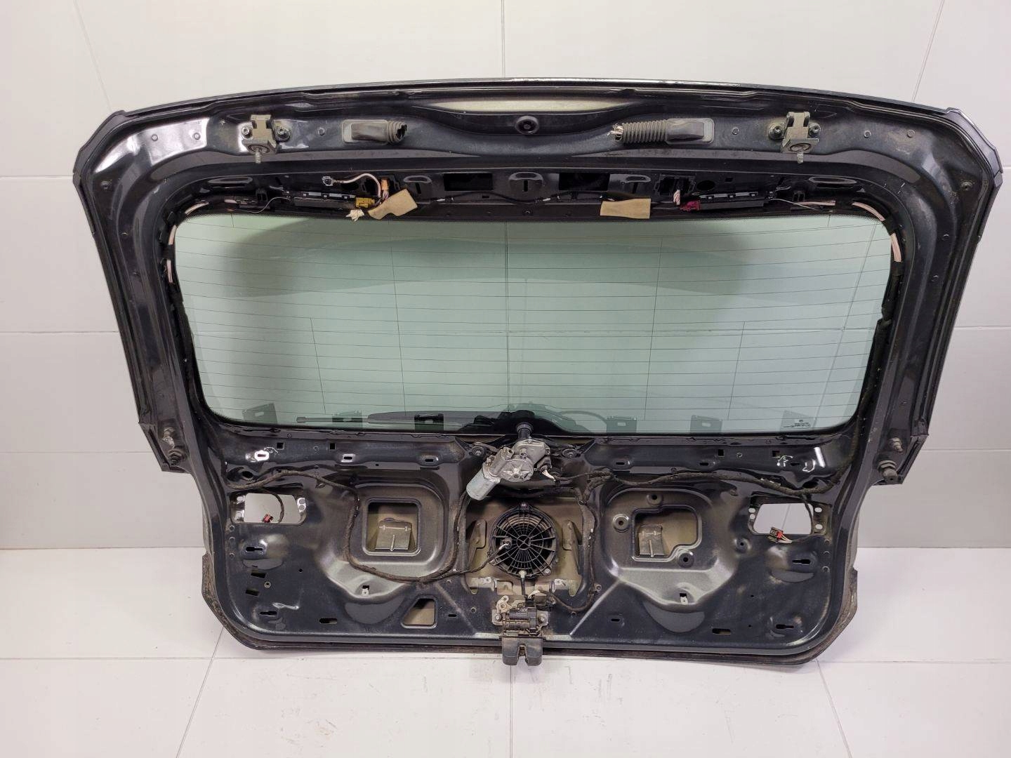 rear trunk door boot Volkswagen T-Roc 2019