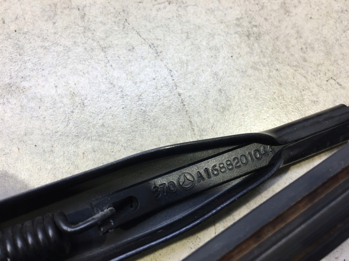 wischerarm heck MERCEDES W168 A1688201044