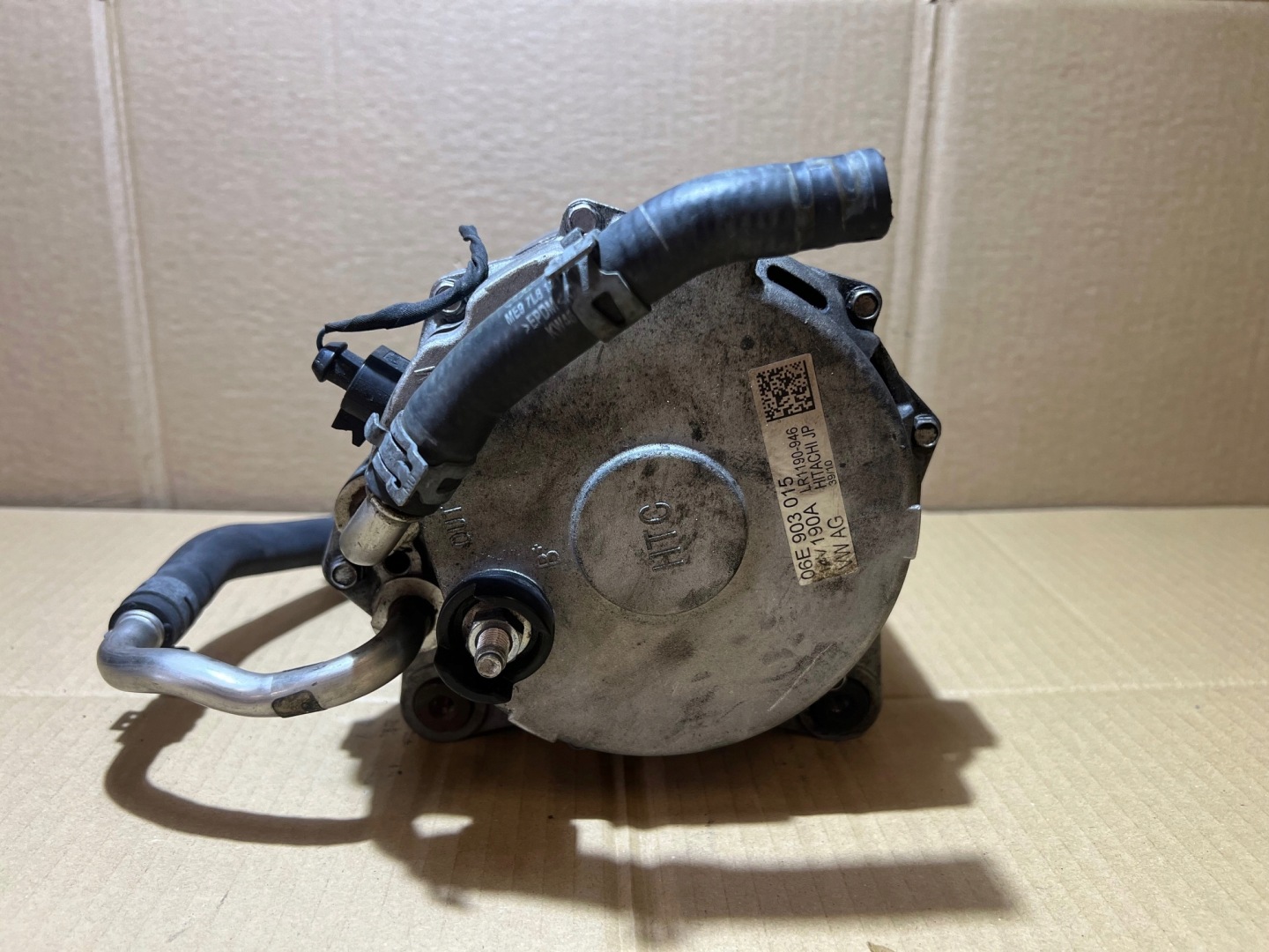 AUDI Q7 4L 3.0 TFSI ALTERNATOR 190A 06E903015