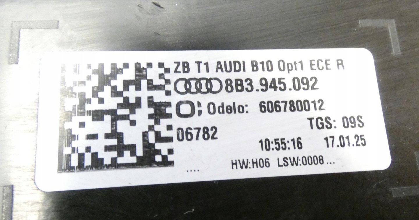 AUDI A5 B10 8B3945092 2025- light rear part rear right LED