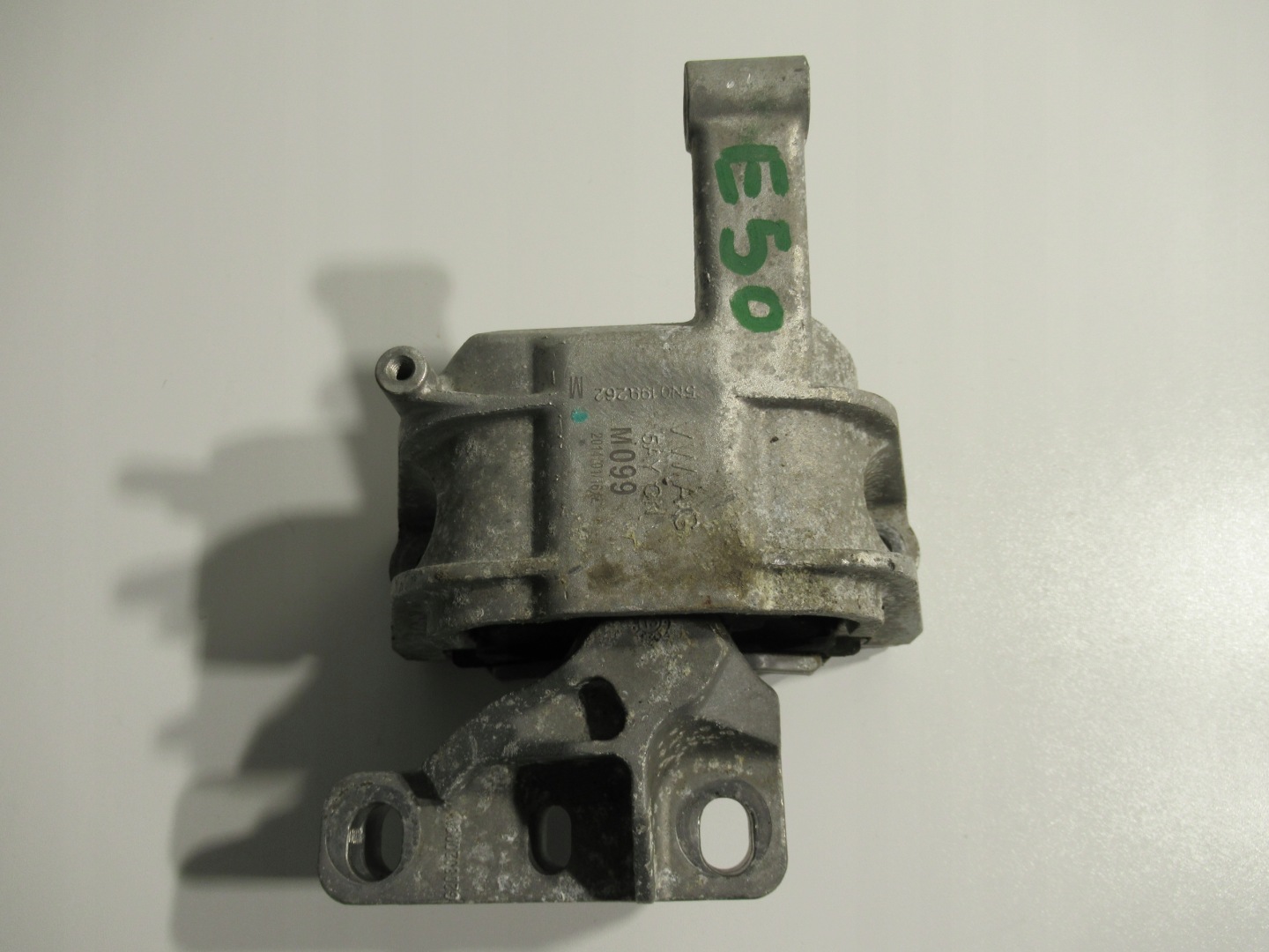 VW Seat Skoda holder engine mount 5N0199262M