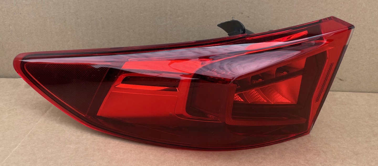 light CUPRA FORMENTOR rear part left 5FF945207C original as new
