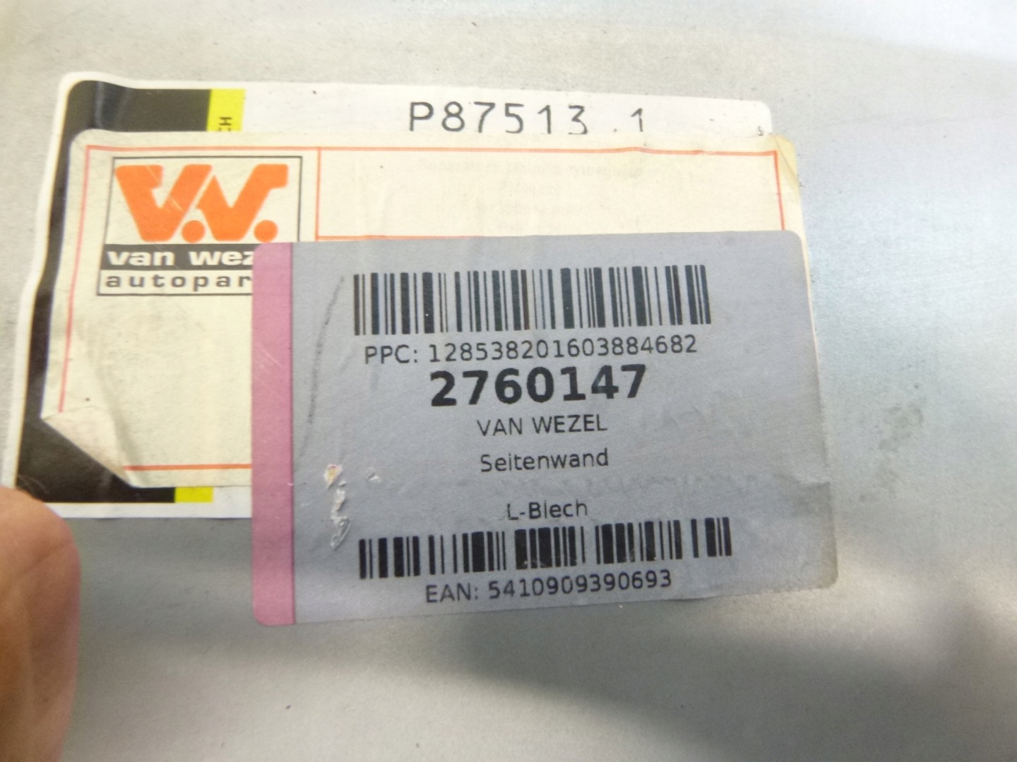 fender Reperaturka rear left Mazda Premacy 2005r.