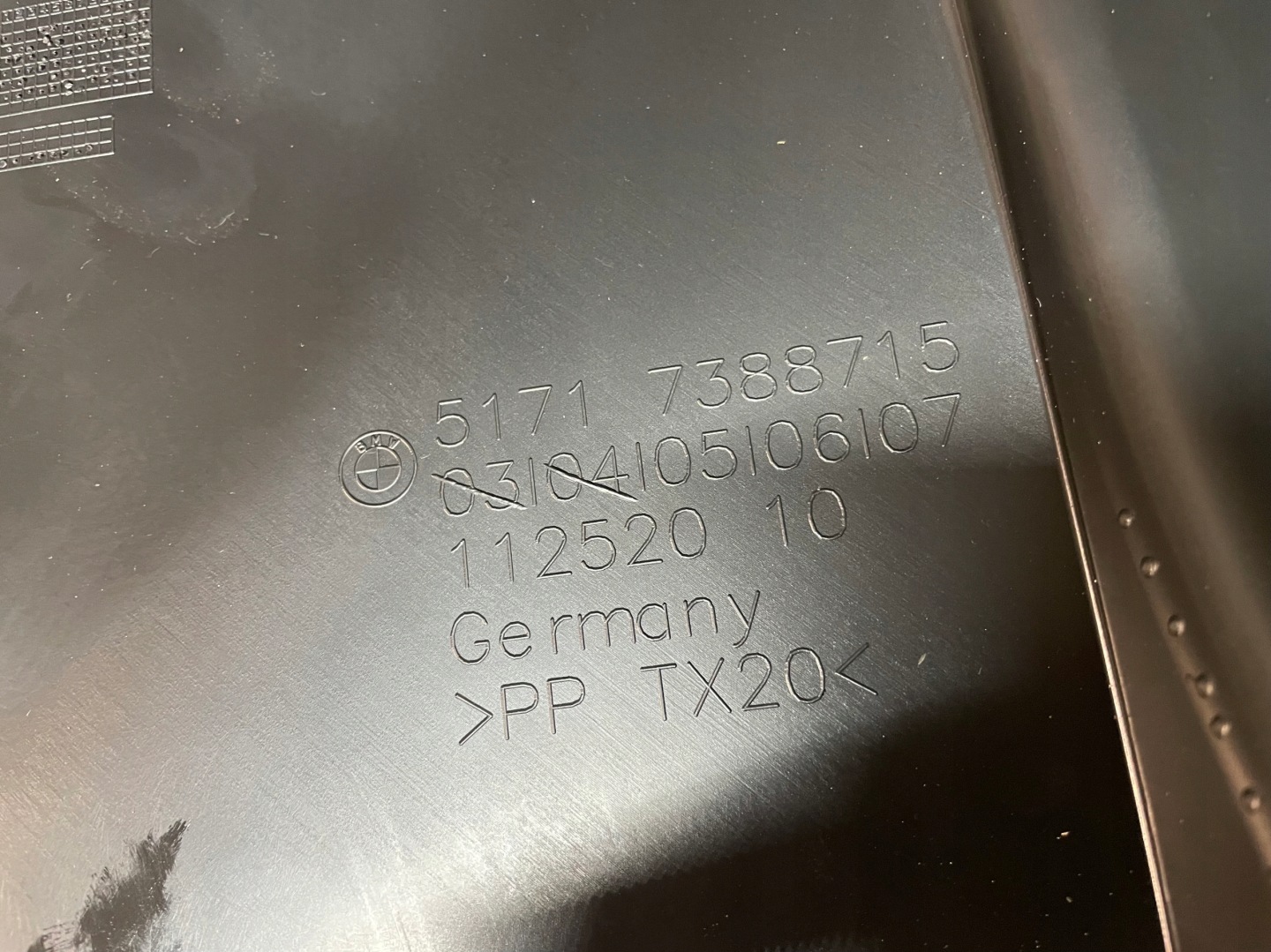 intake cover under the window left BMW 5 G30 LCI IDEAL
