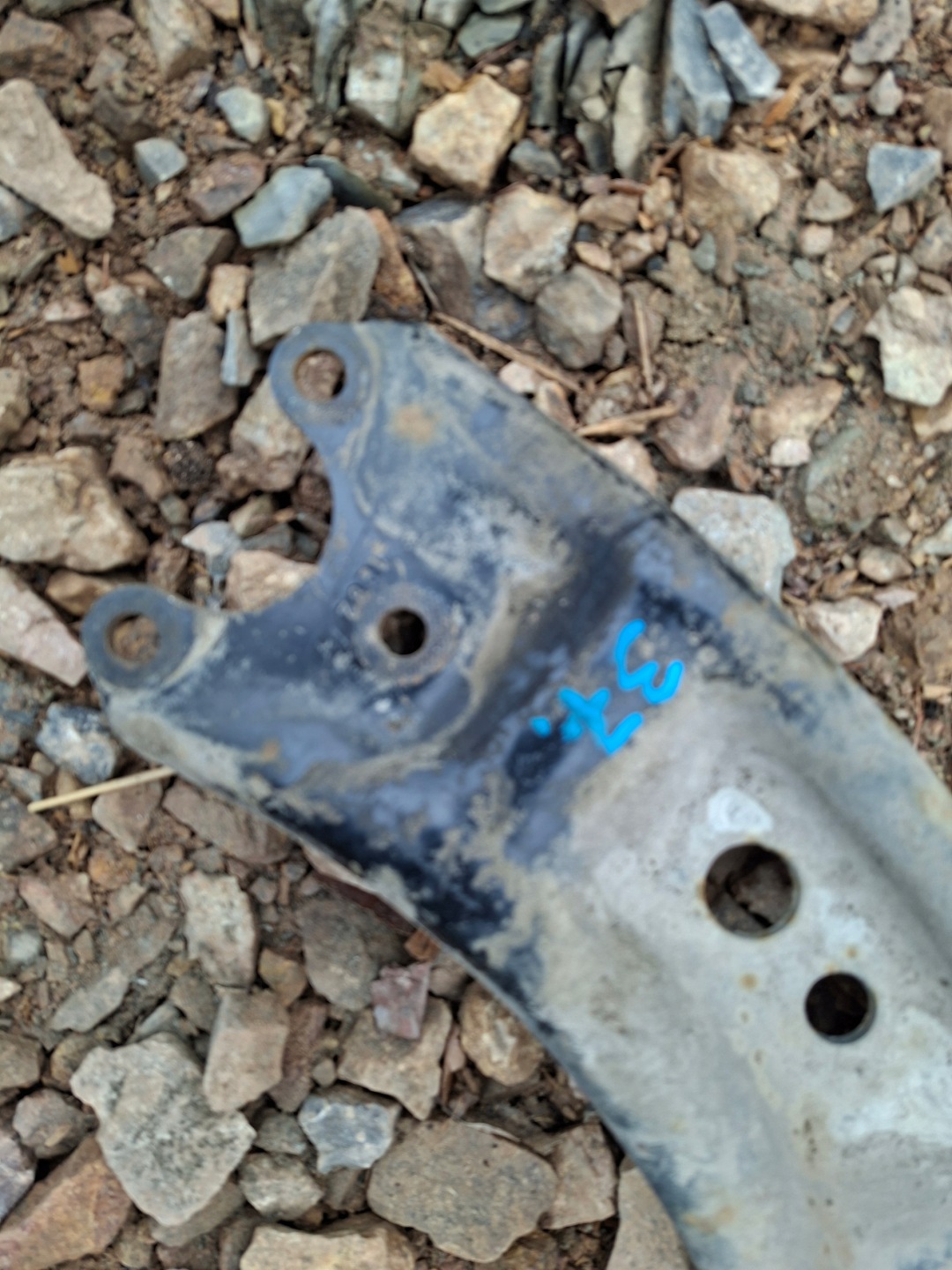 axle beam subframe arm front VW Audi Skoda Seat 7N0199369A