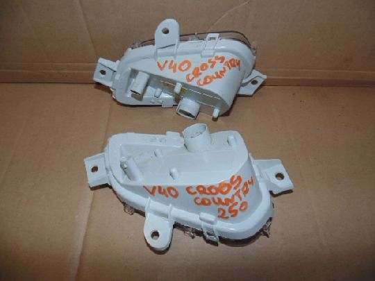 NEBELSCHEINWERFER NEBELSCHEINWERFER RECHTS LINKS LED V40 CROSS COUNTRY