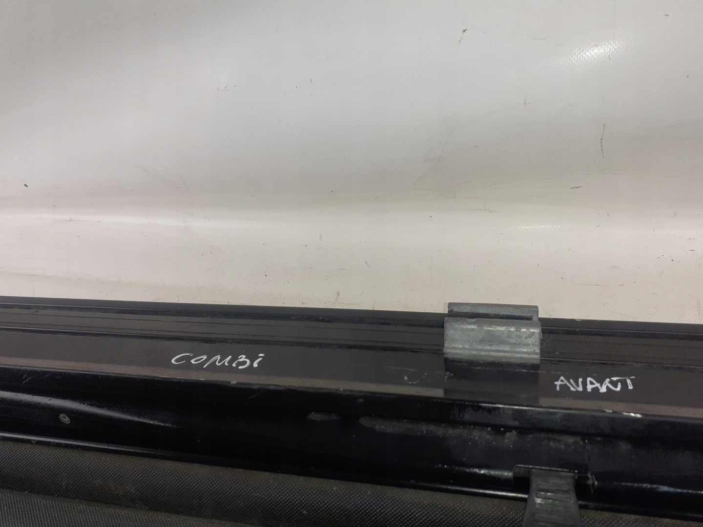 blinds boot z net - AUDI A4 B6 Kombi