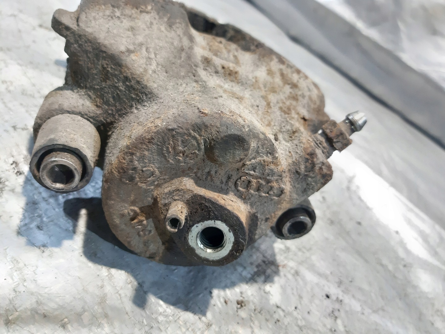 caliper brake right front VW GOLF IV 4 1.4B