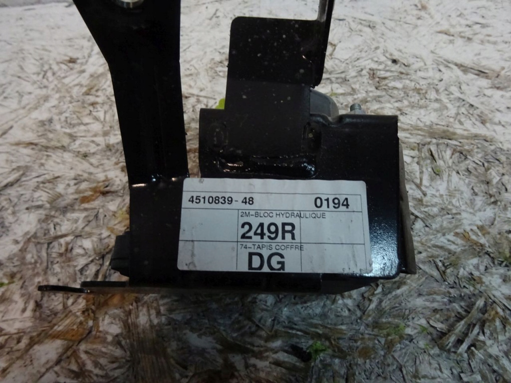DACIA SANDERO II Pompa ABS 476603249R