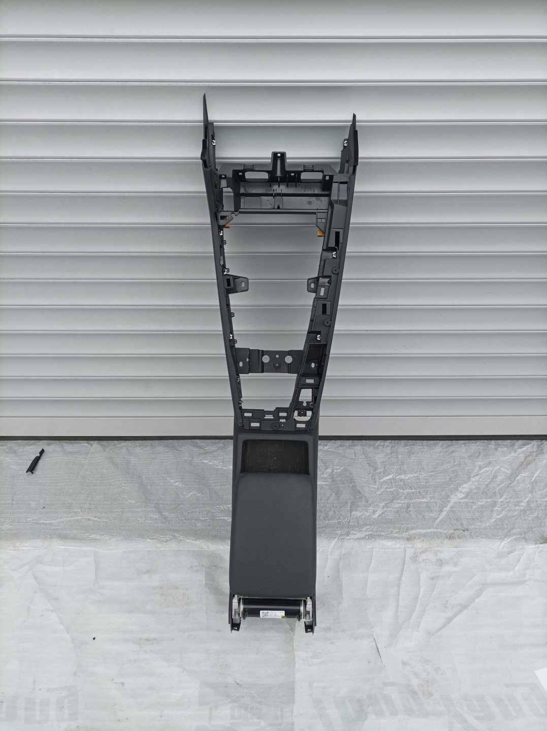 AUDI A4 B9 2018 TUNEL central armrest
