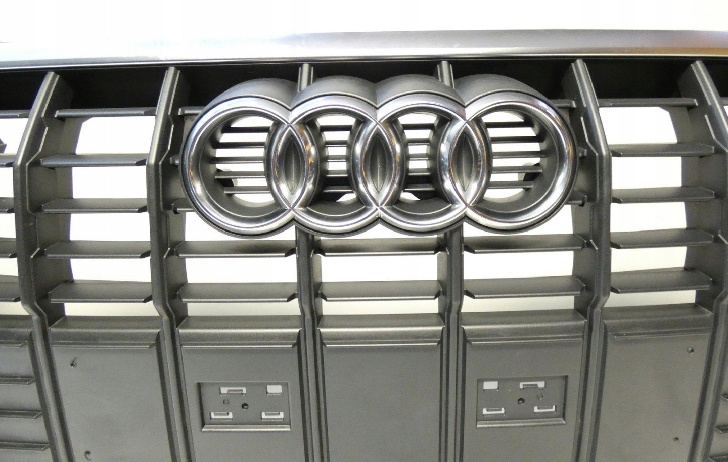 AUDI Q3 83A807438 below 4 PDC 2018- bumper front front