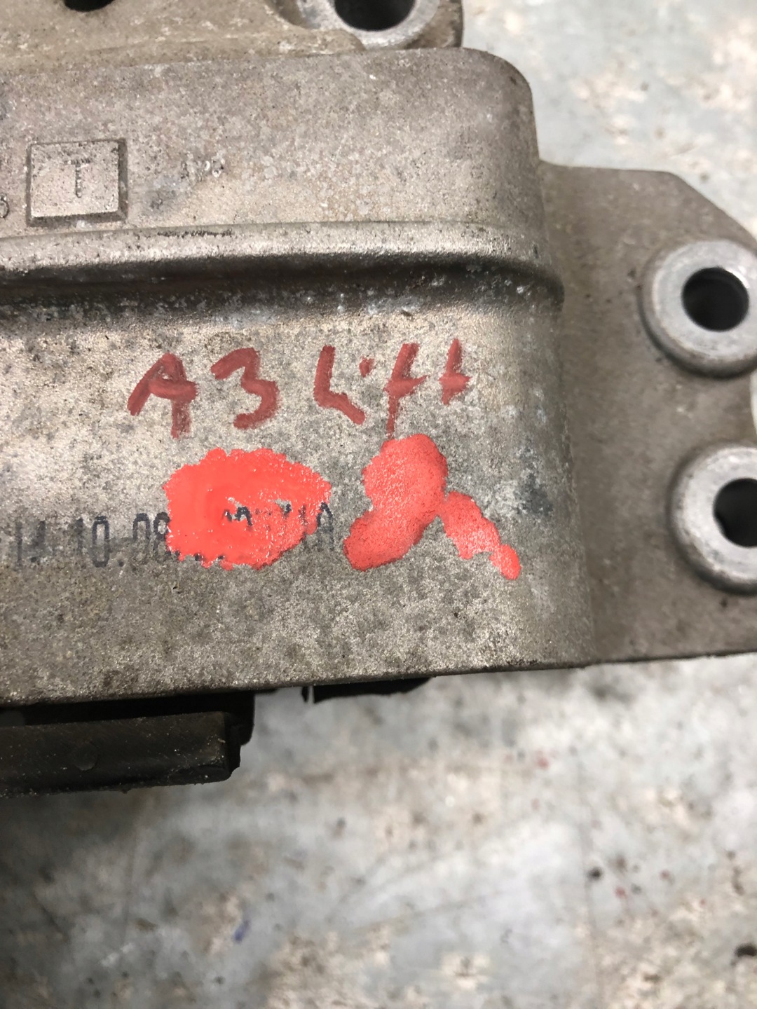 holder engine mount AUDI A3 8P LIFT 1K0199555T