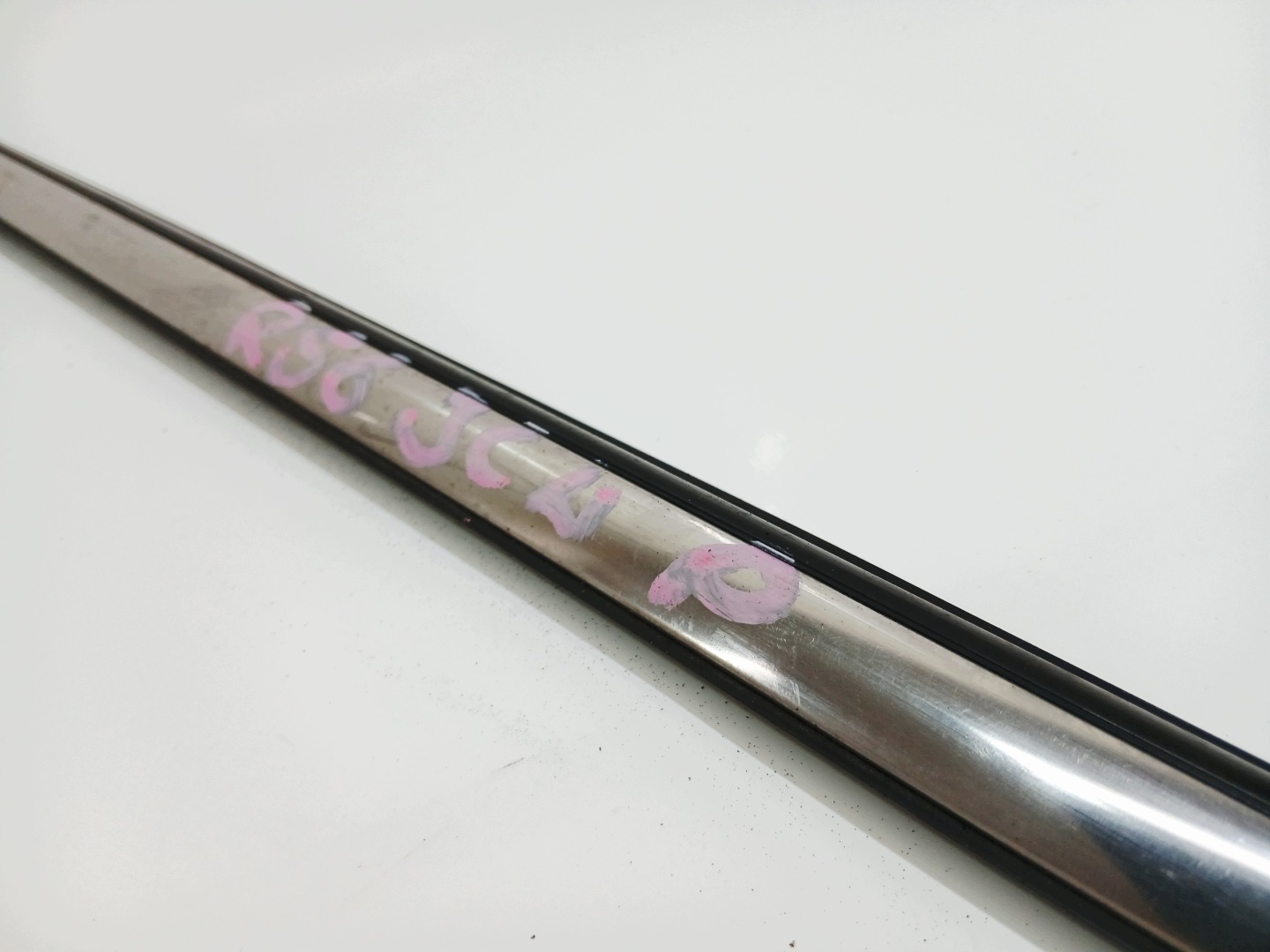 moulding right MINI R56 JCW OE CHROM (0006141)
