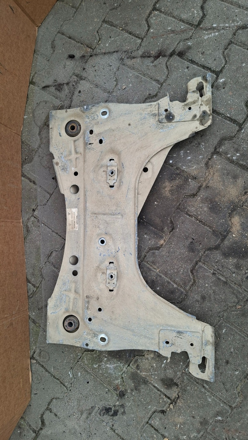 subframe axle beam PREDNIE RENAULT CLIO III 1.5DCI