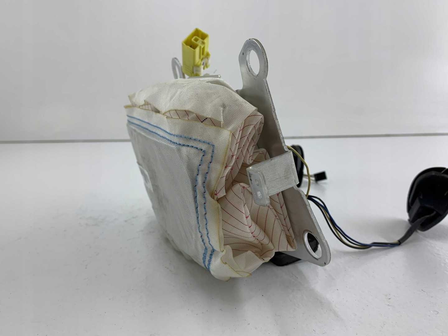 MAZDA TRIBUTE FORD MAVERICK AIRBAG Airbag Deckel 520314100D