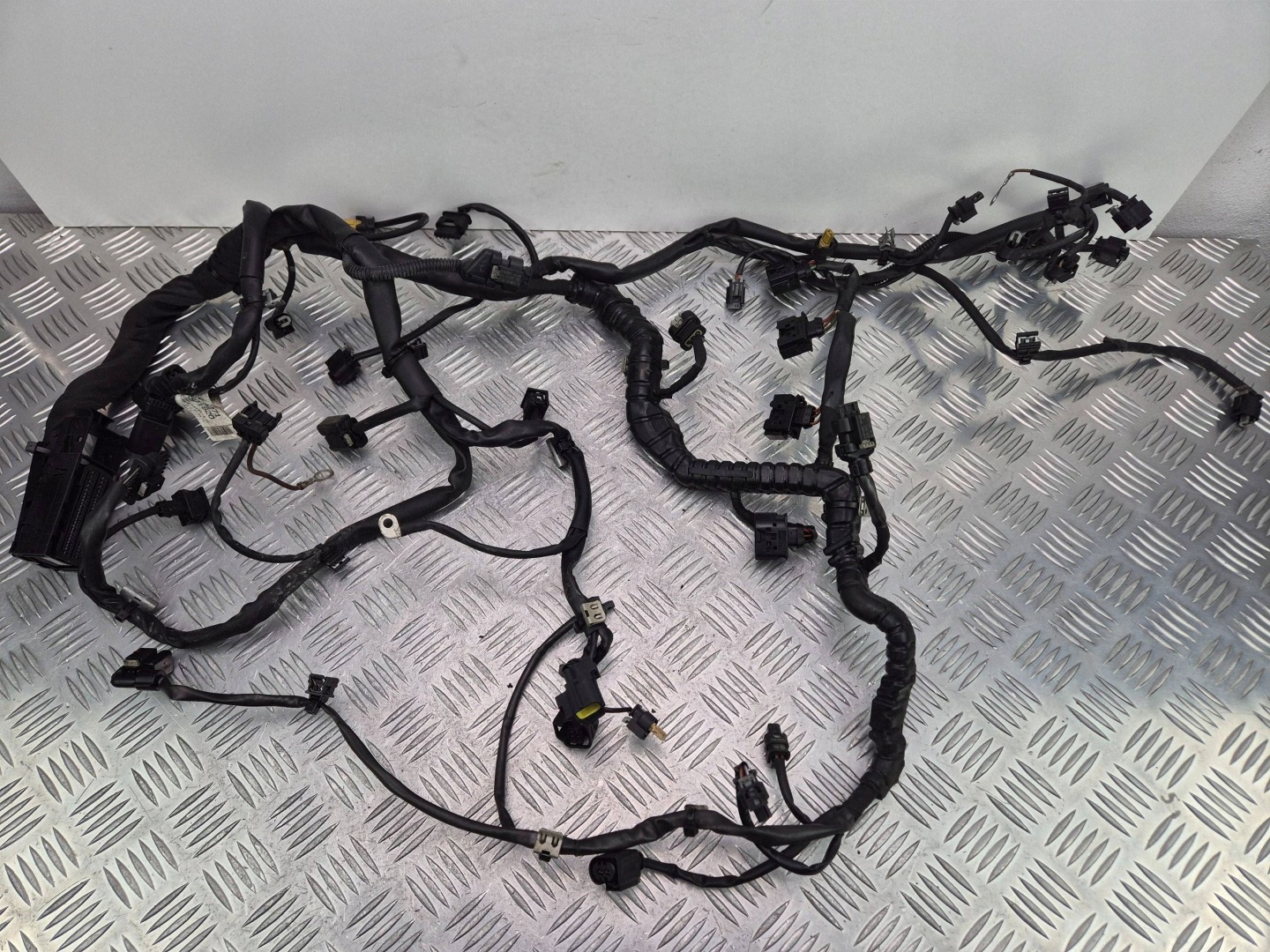 bundle of the engine Mercedes C180 CGI W204 A2711501820 271.820