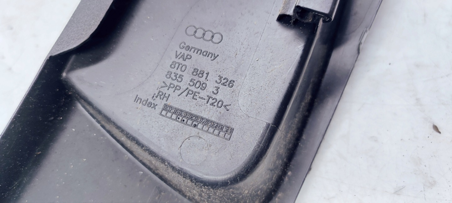 BLENDE ABDECKUNG VERSCHLUSSSTOPFEN SITZ RECHTS AUDI A4 A6 8T0881326