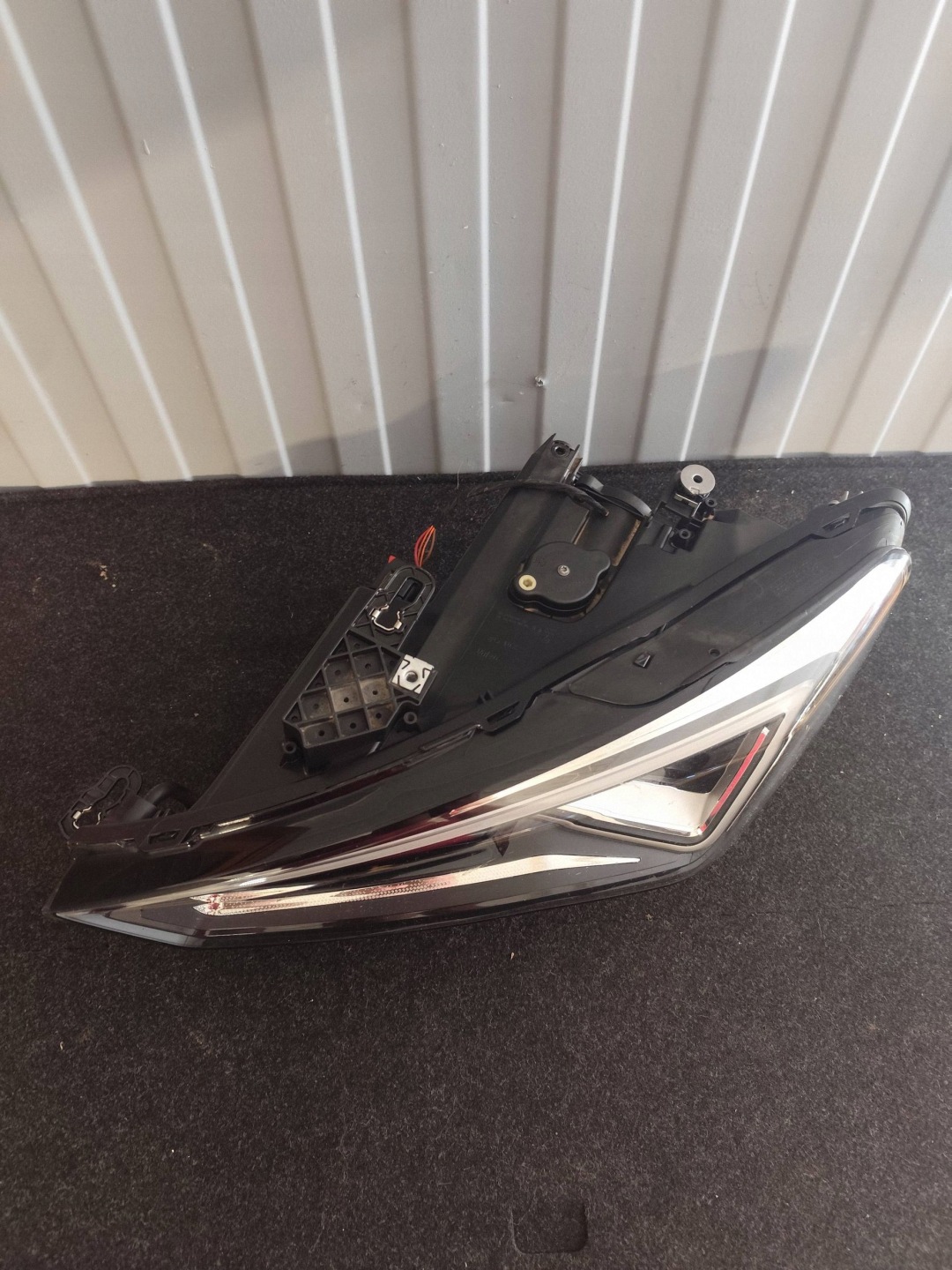 CUPRA FORMENTOR light front left FULL LED 5FG941007H complete dismantling