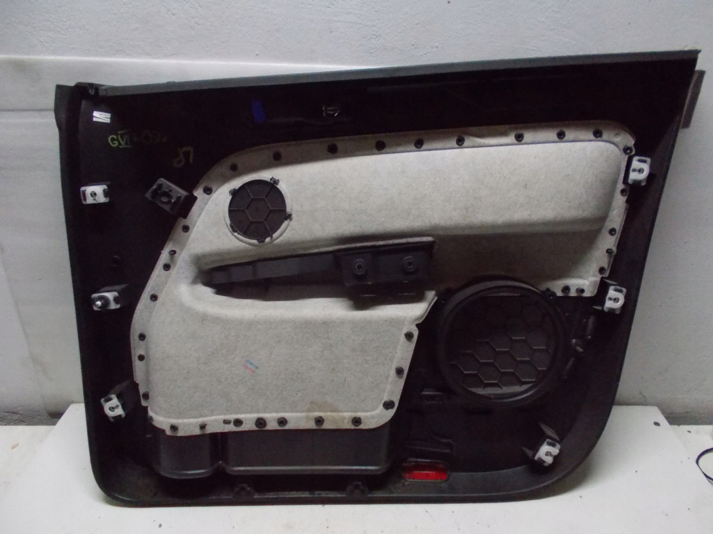 VW GOLF VI plus 1.6 TDI 09R side upholstery door left front