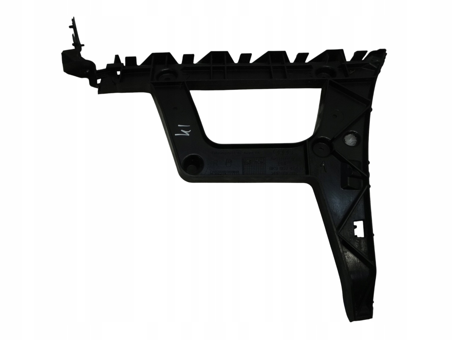 Support Support plaque Pare choc Droite Arrière AUDI A4 B8 8K9807454B