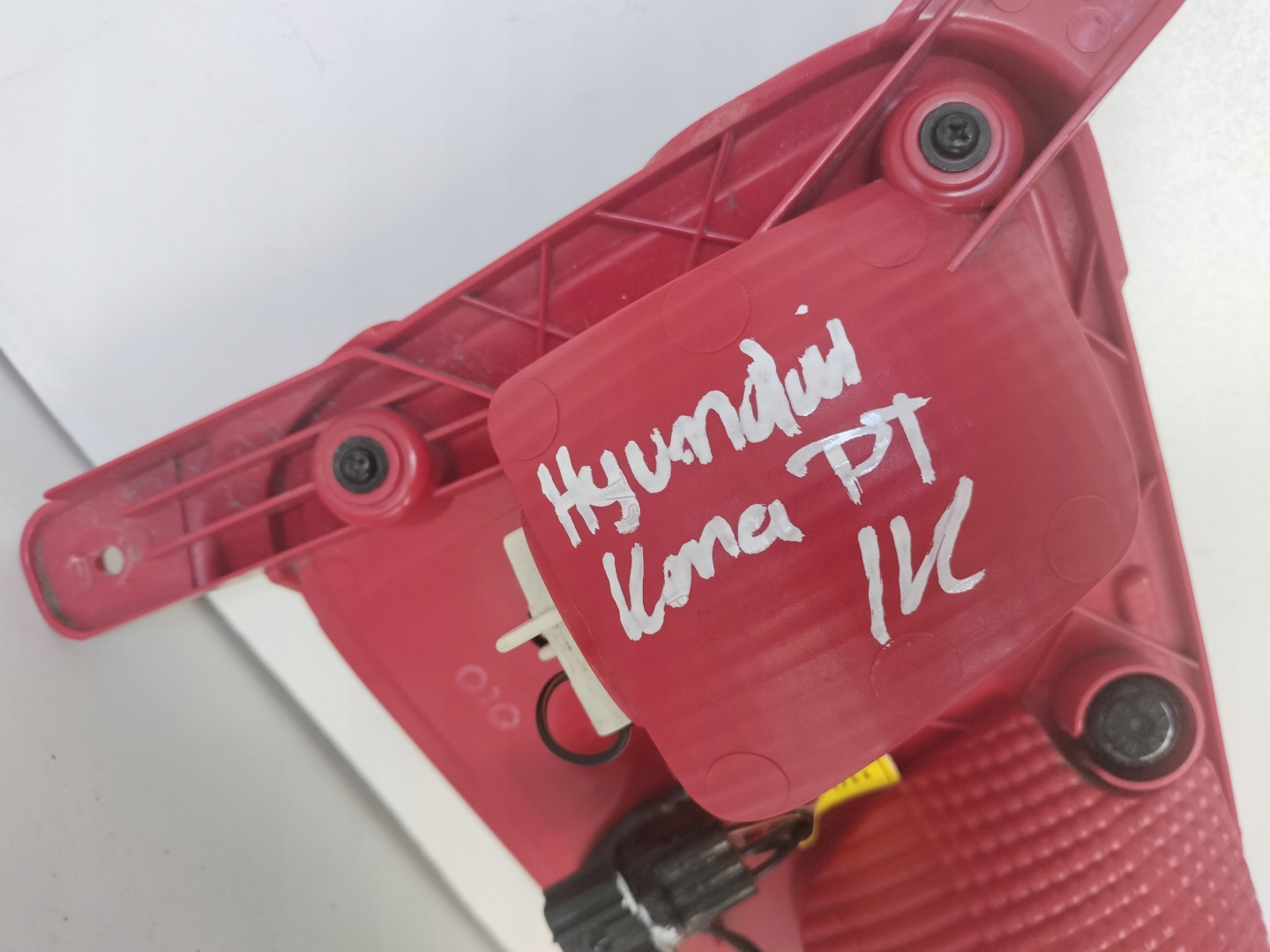 light right rear HYUNDAI KONA 17- ELEKTRYK