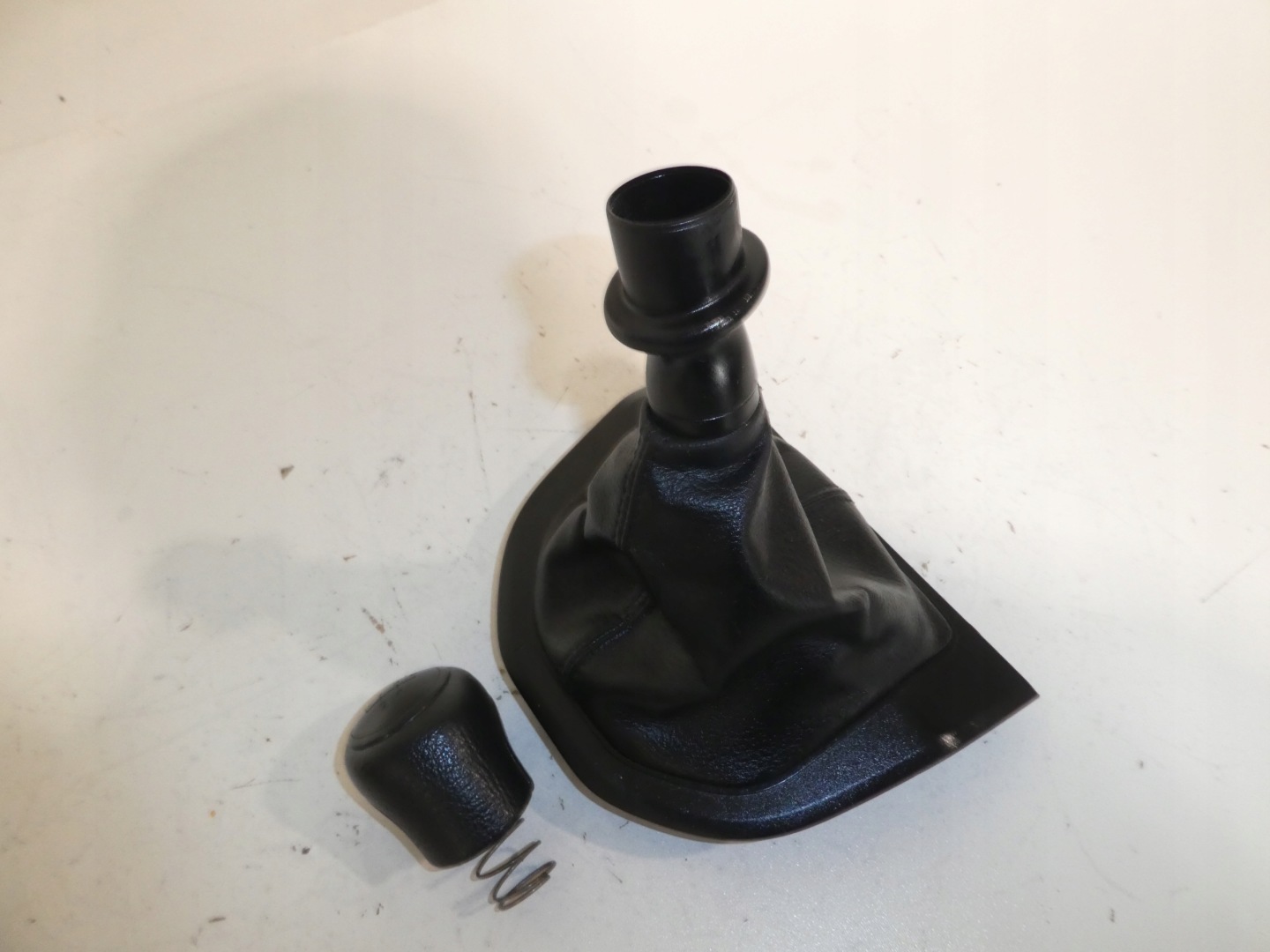 cover MIESZKA frame sleeve knob VW T6 7E1858197A