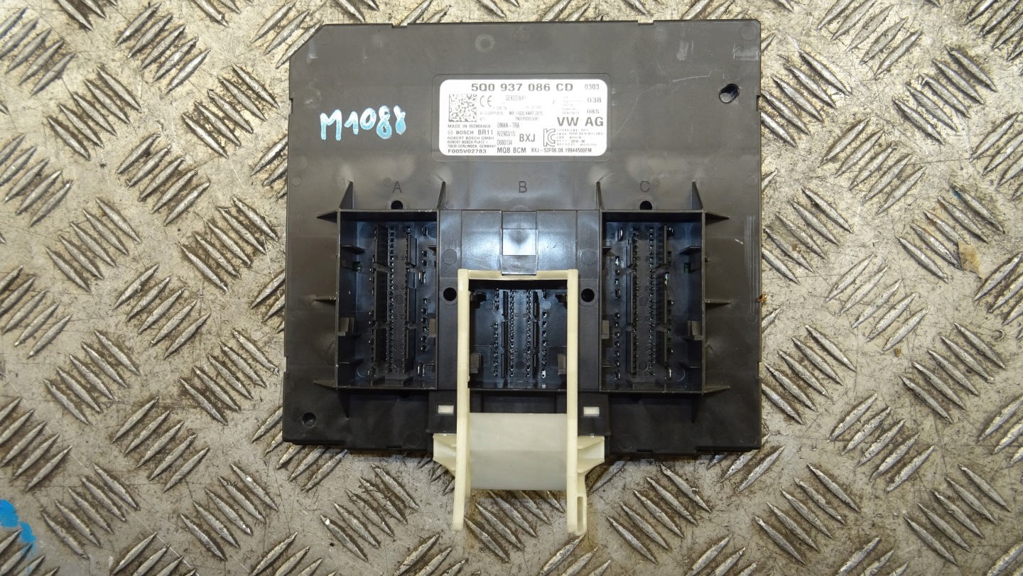 AUDI SEAT SKODA VW module control unit KOMFORTU BCM