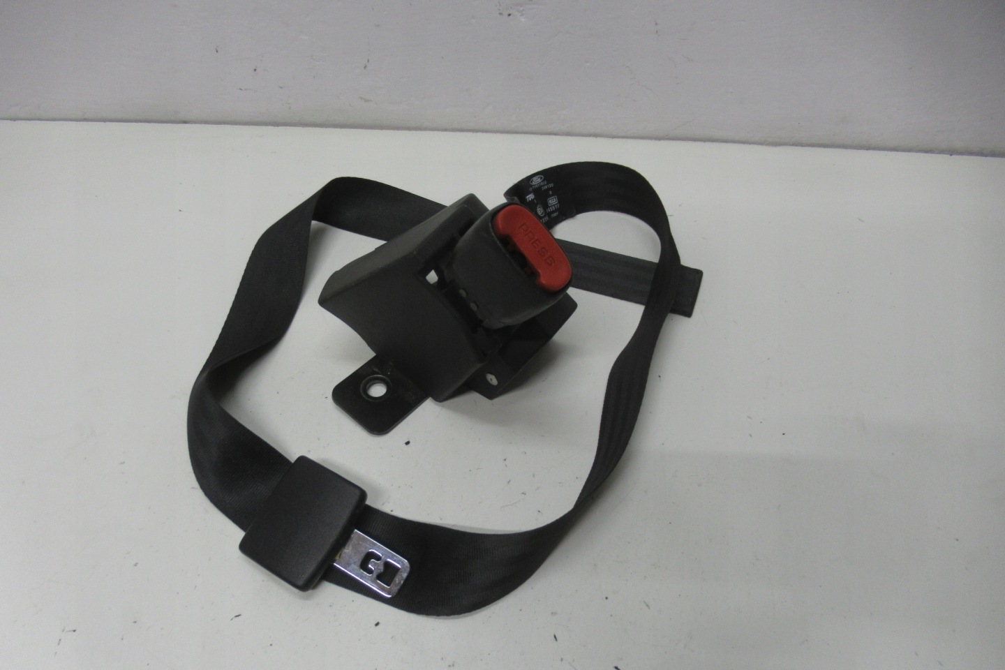 FORD EXPLORER 99R Gurten Sicherheits mitte