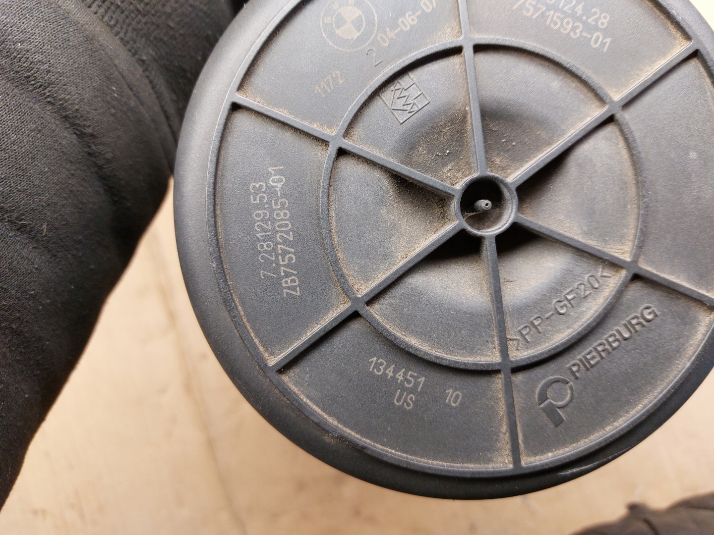 BMW E85 E86 Z4 Lift pump air 7571593
