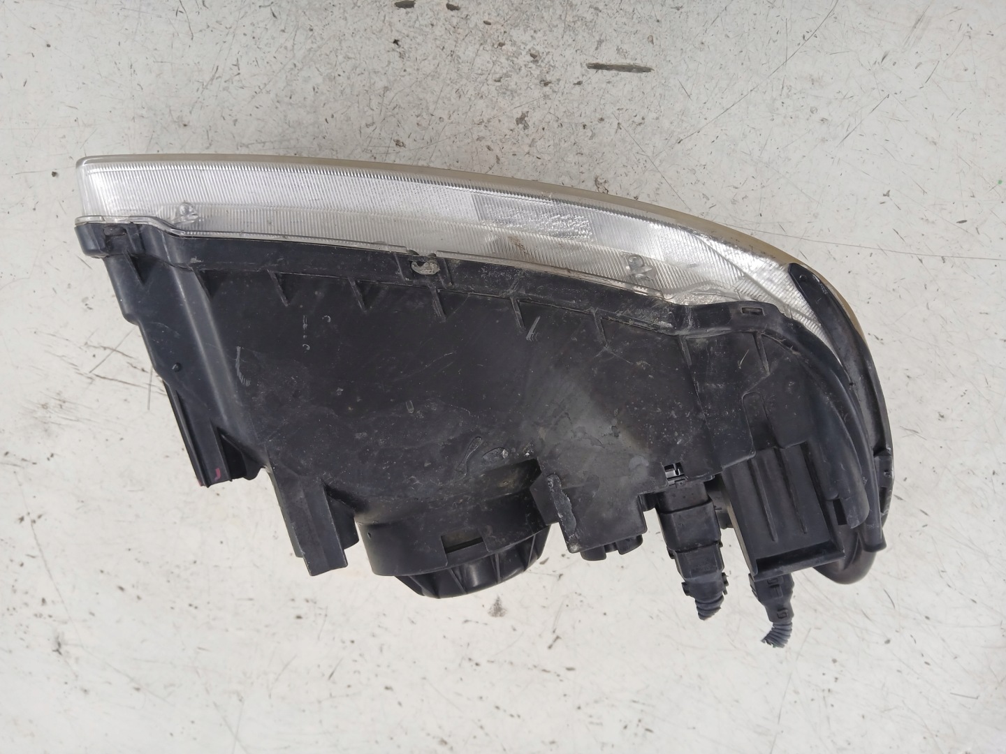 KIA CERATO and light left front