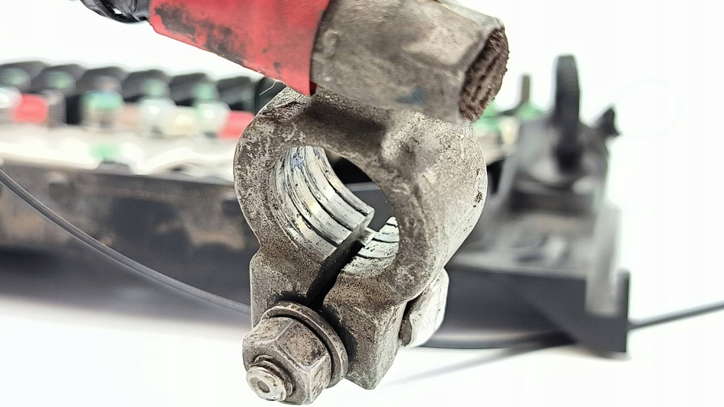 Module fusibles 18023 FORD FOCUS MK3