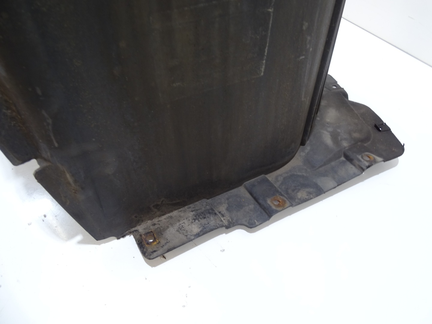 mudguard left front BMW E60 E61 M PAKIET OE 7033749 (4817763)