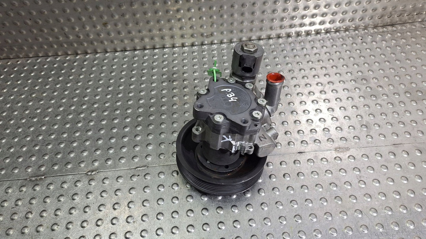 servo čerpadlo 6769766 4037947 BMW E60 E61 E63 E64