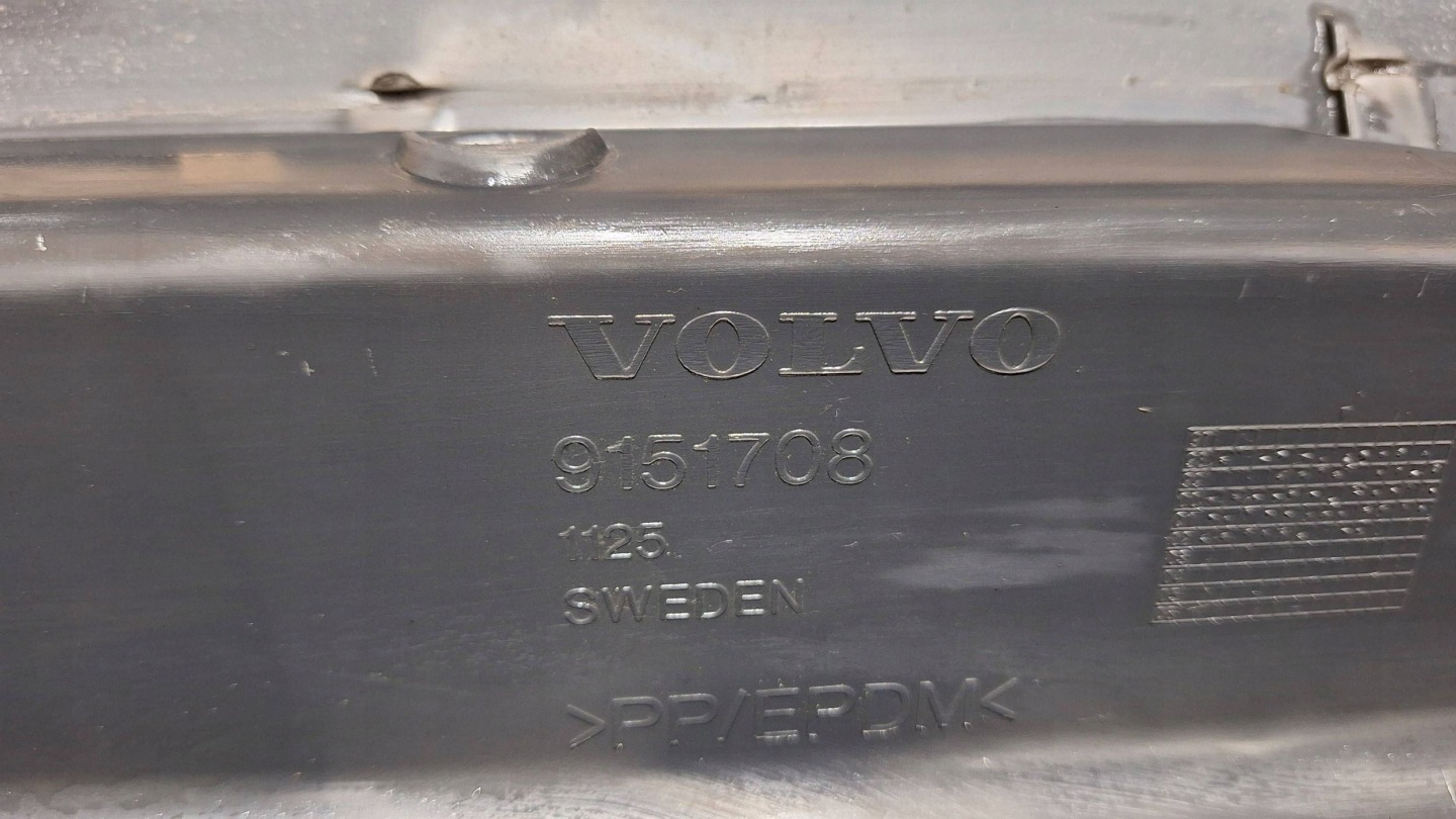 cap threshold moulding threshold right VOLVO S80 98- 9151708