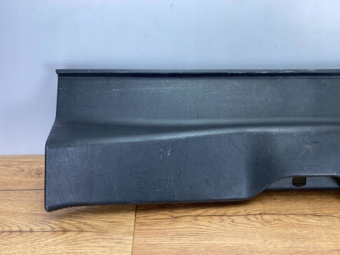 cap of the threshold boot Dodge Charger 2015+
