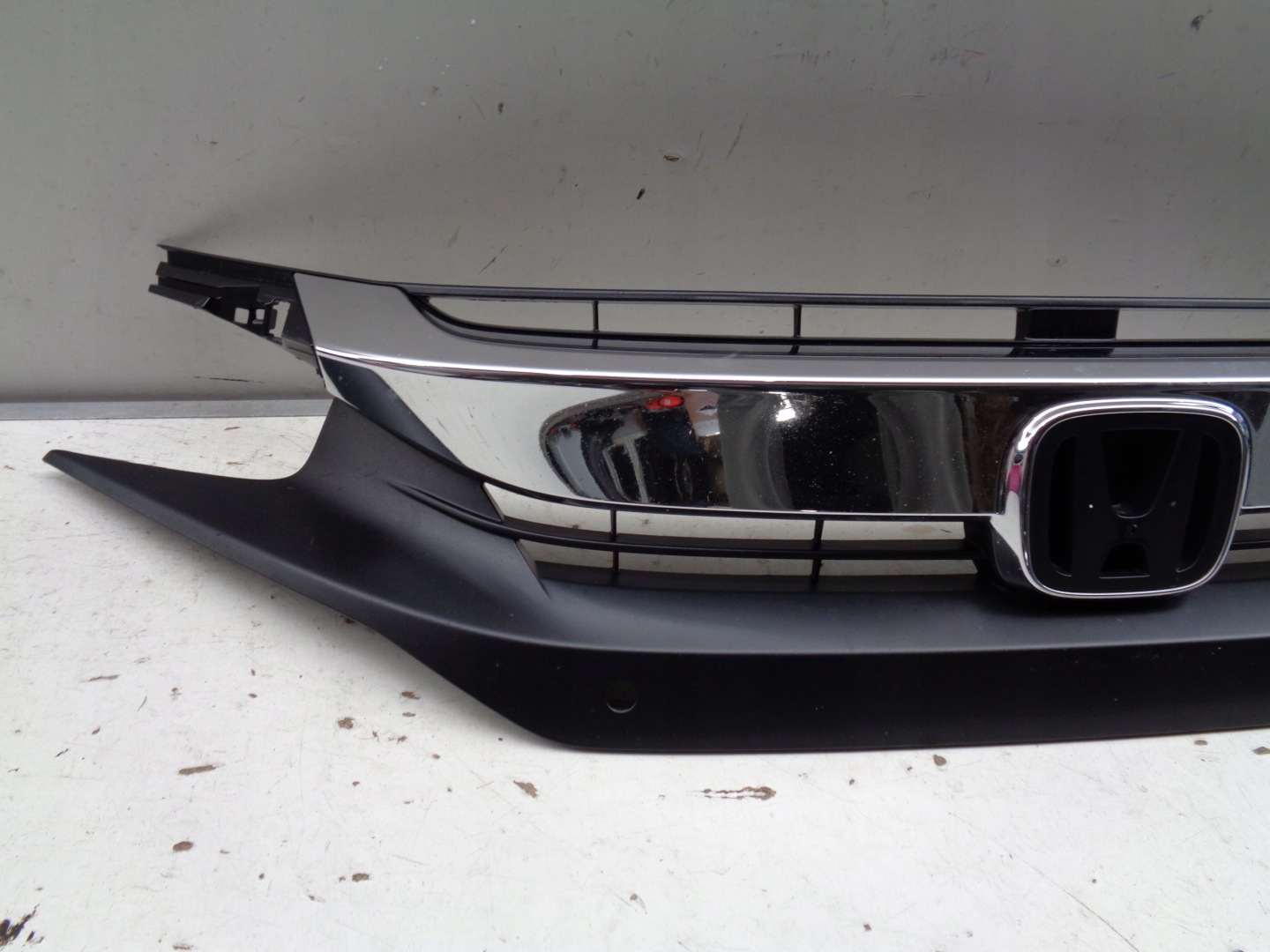 Grille HONDA CIVIC X 17