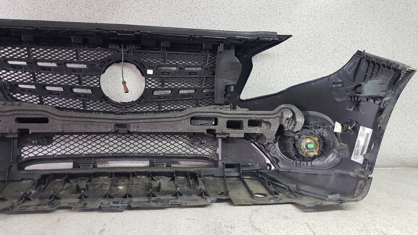 MERCEDES GLA W 156 LIFT Stoßstange vorne 3236