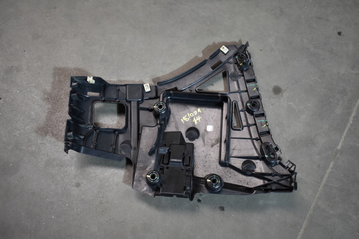 IDEALNY bumper bracket rear part rear right BMW G01 m-packet 1