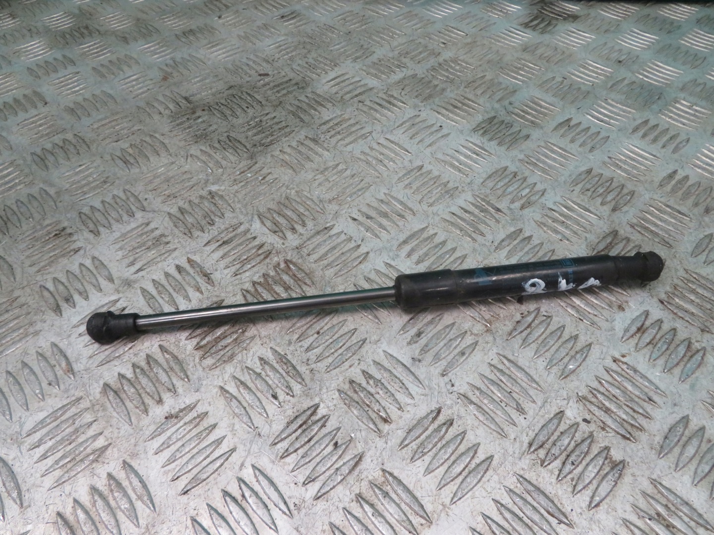 damper bonnets TRAFIC III VIVARO B 1.6 DCI 15R