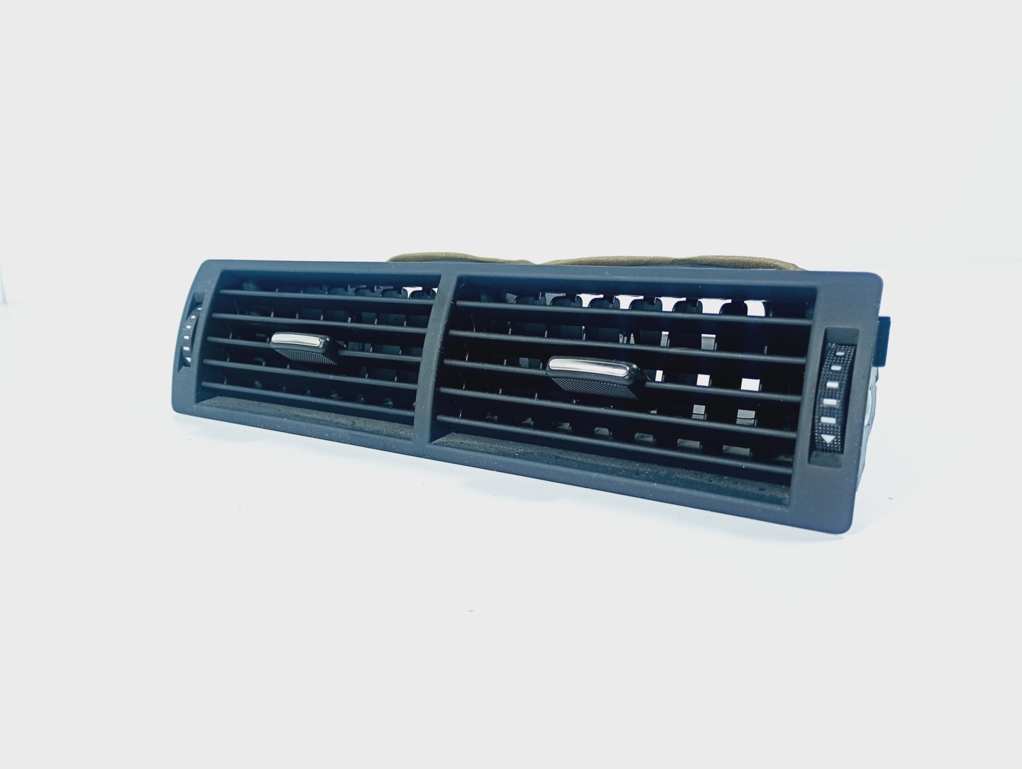 lüftungsgitter luft mittlere OE 8E0820951H Audi A4 B6 00-06