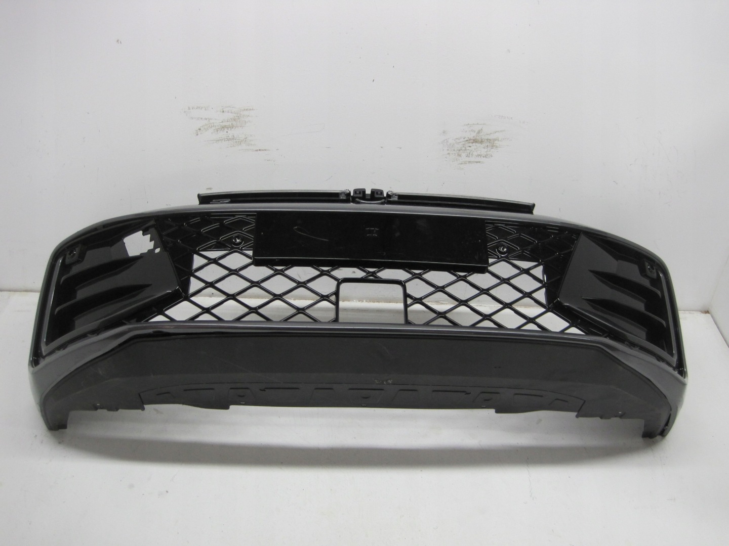 bumper VW PASSAT B9 3J0 R-LINE LED below 6 PDC below RADAR front front