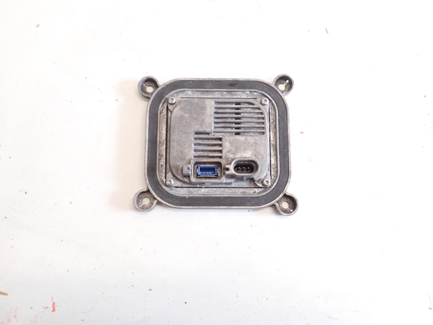 control unit module lights SUZUKI FORD OPEL AA6557900DG